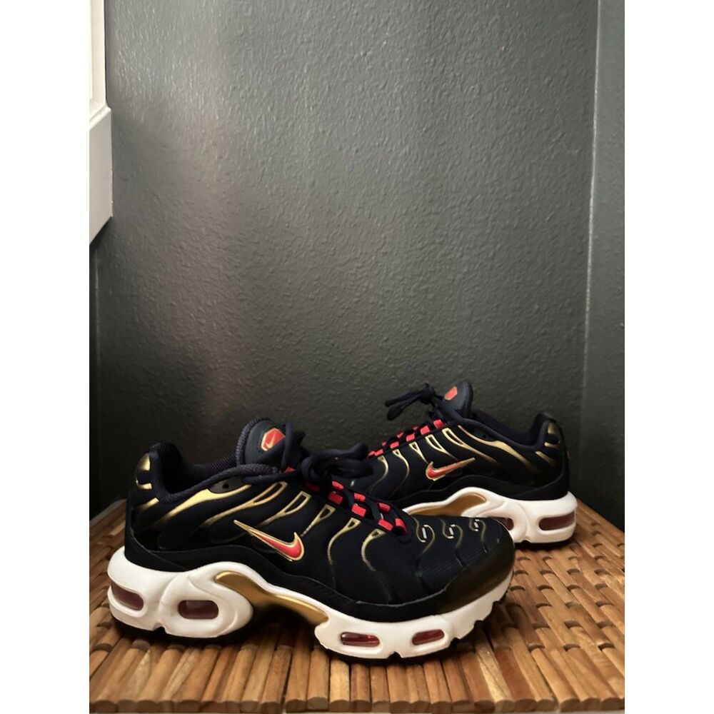Nike Air Max Plus Blue/Red/Gold Youth Sneakers Size 4.5Y